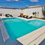 Tatil Evi Family Friendly House With A Swimming Pool - 15909 Split